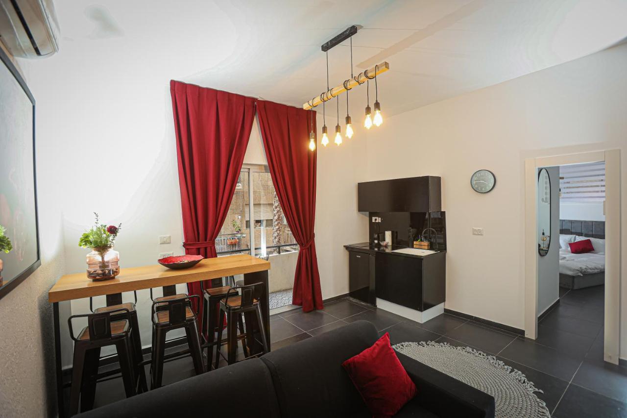 Midrahov Urban Suites Jerusalem Ngoại thất bức ảnh